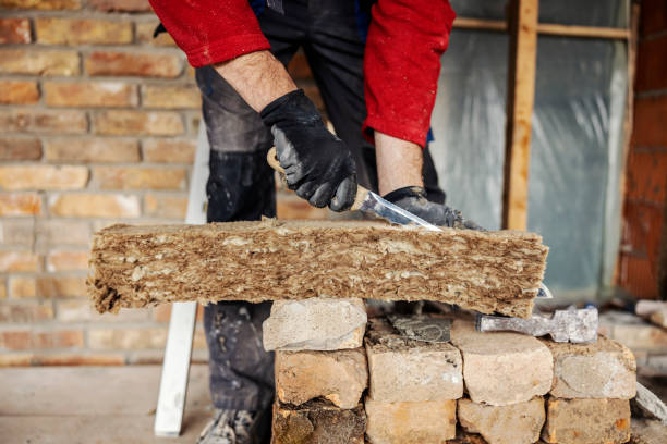 Best Affordable Insulation Services  in Clinton, MS